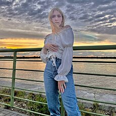 Фотография девушки Настя, 23 года из г. Екатеринбург