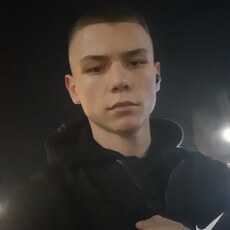 Фотография мужчины Матвей, 18 лет из г. Россошь