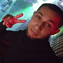 Артур, 26 лет