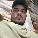 Макс, 24 года