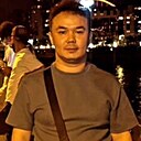 Жан, 25 лет