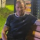 Михаил, 33 года