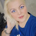 Dia, 42 года
