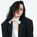 Zuhra, 22 года