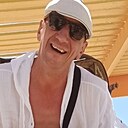 Валентин, 52 года