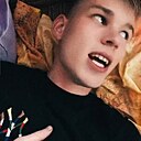 Денис, 22 года