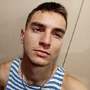 Максим, 22 года