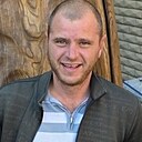 Михаил, 33 года