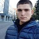 Максим, 27 лет