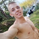 Максон, 21 год