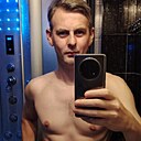 Лев, 34 года