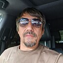 Максим, 44 года