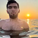 Макс, 24 года