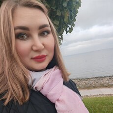 Фотография девушки Алёна, 28 лет из г. Санкт-Петербург