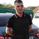 Максим, 33 года