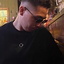 Nur, 23 года