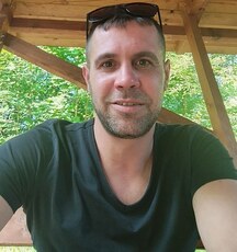 Dinis, 39 из г. Гельзенкирхен.