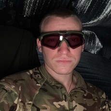 Фотография мужчины Тёма, 21 год из г. Донецк