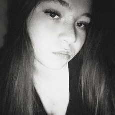 Фотография девушки Альбина, 18 лет из г. Краснотурьинск