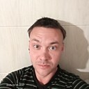 Макс, 32 года