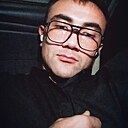 Азраил, 25 лет