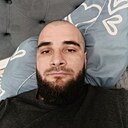 Адам Байсултанов, 31 год