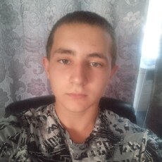 Фотография мужчины Рамиль, 18 лет из г. Оренбург
