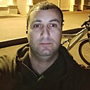 Хагани, 33 года