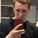 Денис, 22 года