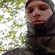 Фотография мужчины Ярик, 20 лет из г. Буденновск