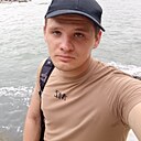 Илья, 22 года