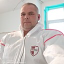Михаил, 33 года