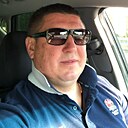 Saha, 44 года