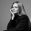 Victoria, 23 года