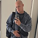 Макс, 44 года