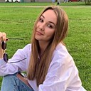 Юля, 24 года