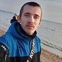 Роман, 25 лет