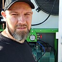 Serj, 43 года