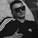 Роман, 20 лет
