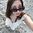 Leen, 18 лет