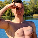 Максим, 32 года
