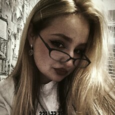 Фотография девушки Полина, 18 лет из г. Лида