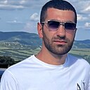 Григорян, 28 лет