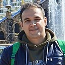 Эмрах, 33 года