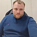 Лев, 32 года
