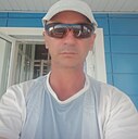 Умрбек, 44 года