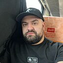 Михаил, 33 года