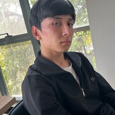 Фотография мужчины Шохрух, 20 лет из г. Тойтепа