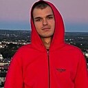 Данил, 22 года