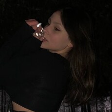 Фотография девушки Карина, 20 лет из г. Мончегорск
